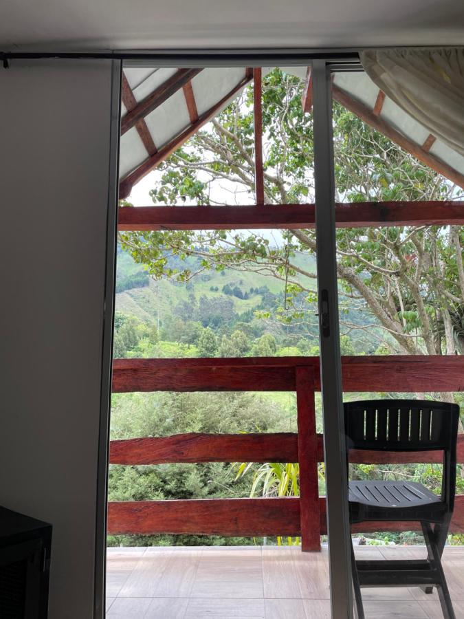 Cabanas Valle Del Cocora La Truchera Саленто Екстериор снимка