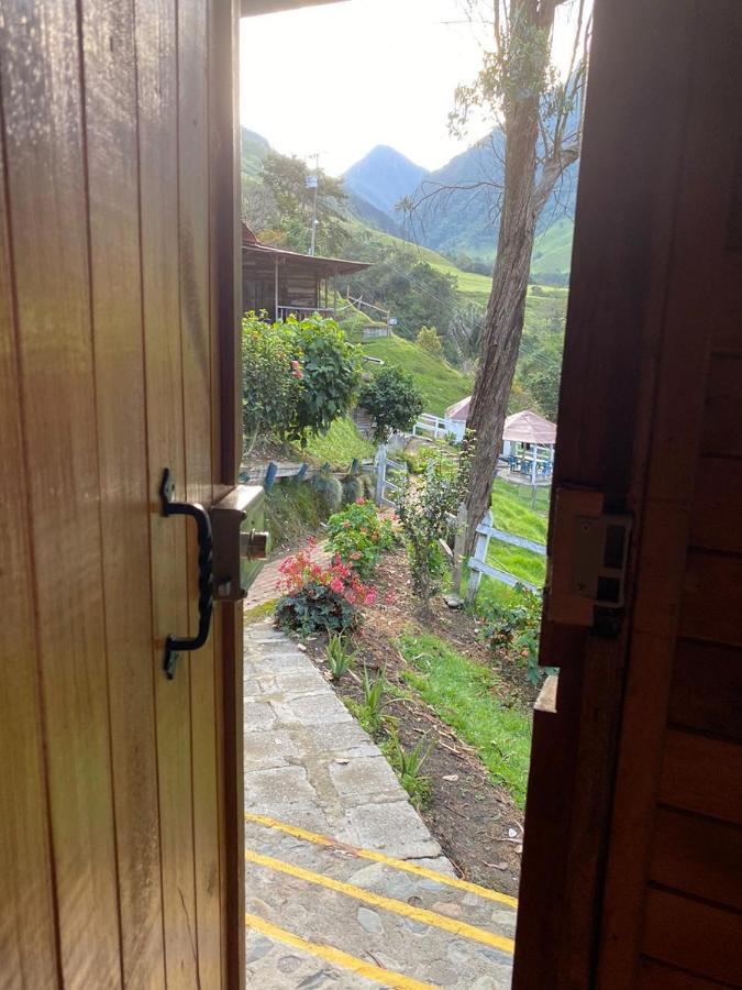 Cabanas Valle Del Cocora La Truchera Саленто Екстериор снимка